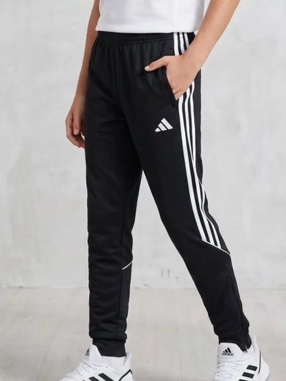 adidas men’s black